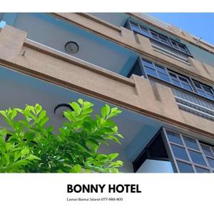Bonny - 52