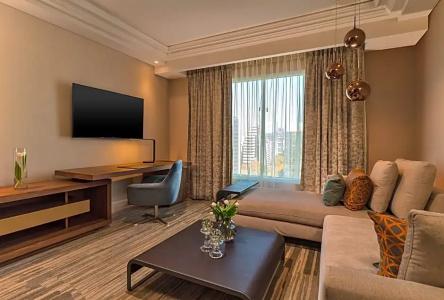 The Ritz-Carlton, - 84