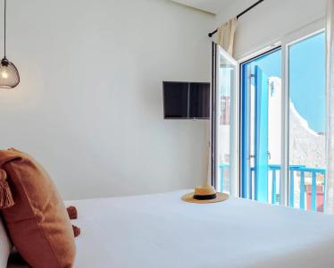 Bluetopia Suites - 4