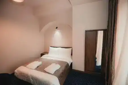 Garden Palace - 60