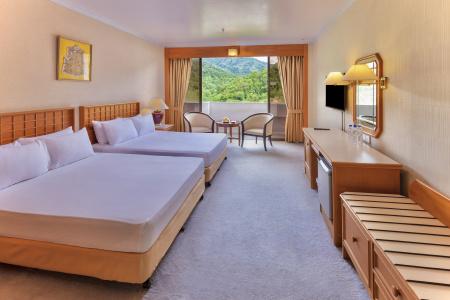 The Bayview Beach - 4
