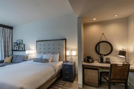 St Charles Coach House, Ascend Collection - 37