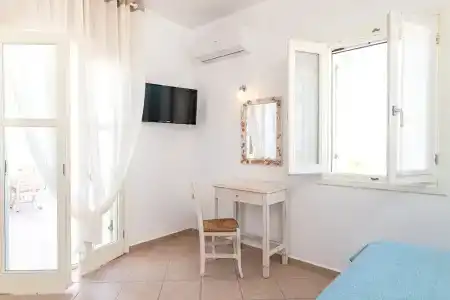 Alta Vista Naxos - 53