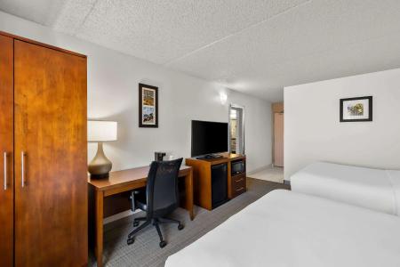 Comfort Inn & Suites near Kino Sports Complex - 42