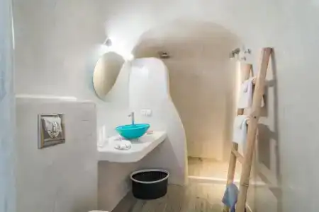 Angel Luxury Suites - 28