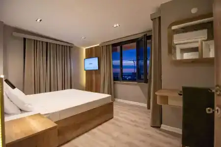 Sandal Otel - 29