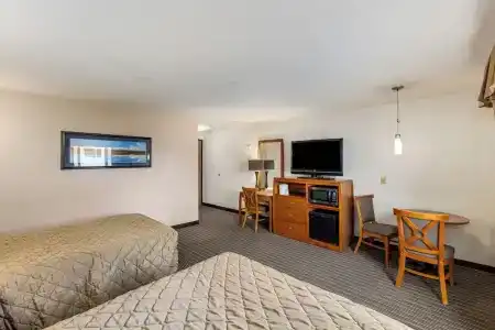 Breeze Inn - 93