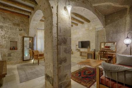 Hera Cave Suites - 118