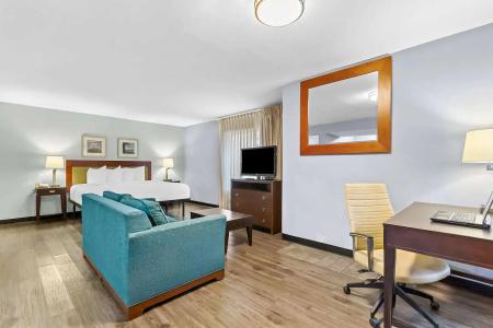 SureStay Studio by Best Western - 43