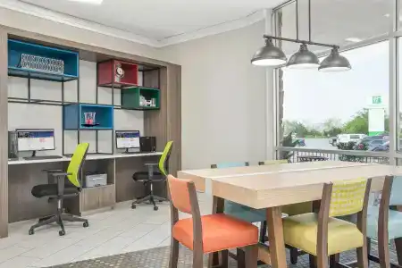 Holiday Inn Charleston-Riverview, An Ihg - 33