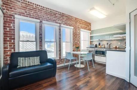 Venice Breeze Suites - 28