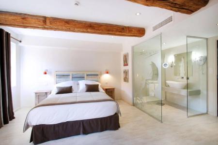 Hôtel Les Deux Garçons ( ex - Hôtel de Gantès) - 3
