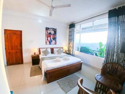 Romance Hills - 105