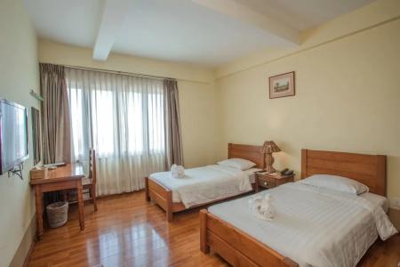 Shwe Ingyinn Mandalay - 46