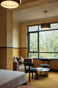 The Bayswater - 71
