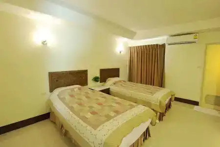 Trat Center - 5