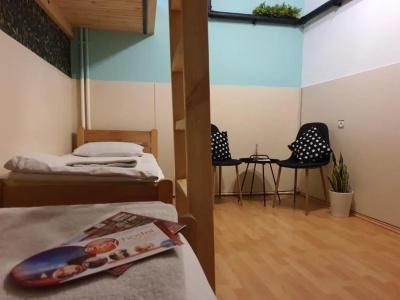 Envoy Hostel - 42