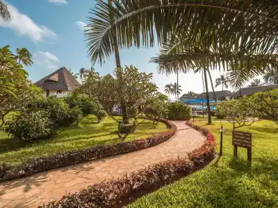 DoubleTree by Hilton Zanzibar - - 28
