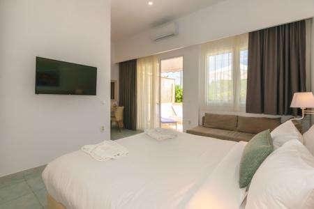 Iakinthos, Tsilivi Beach - 2