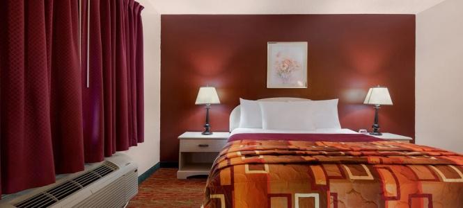 Grand Marquis Waterpark & Suites - 17