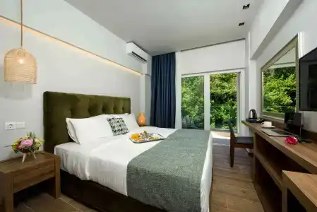 The Royal Grand - 5