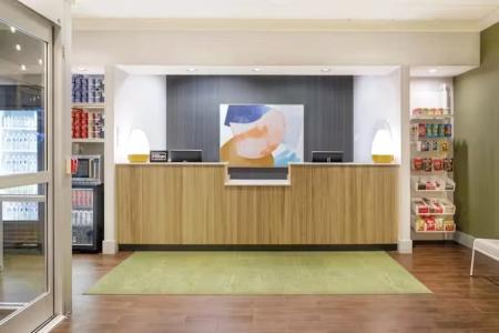 Quality Inn & Suites Near the Theme Parks - 11