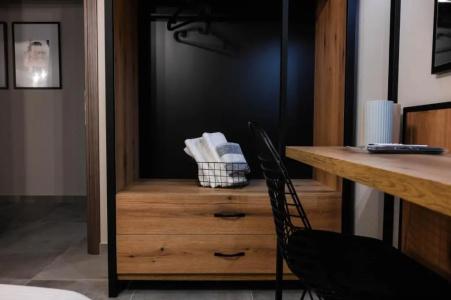 Hermes - 104