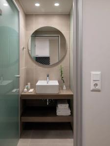 Bio Suites - 180