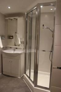 Best Western Victoria Palace - 34