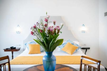 Eden Roc Suites - 429