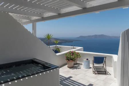 Porto Fira Suites - 203