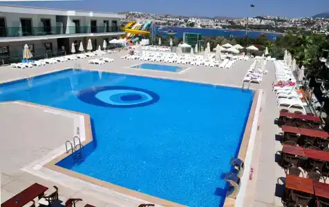 Jasmin Beach - 14