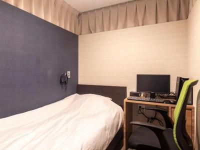 Oyo Smart Sleeps - 24