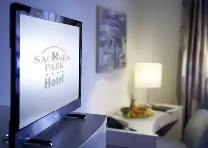 Sachsenpark-Hotel - 1