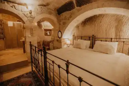 Serenus Cave Suites - 46