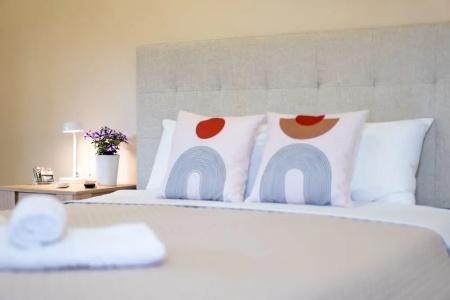 Modular Bungalows Vravrona Artemis Greece - 1