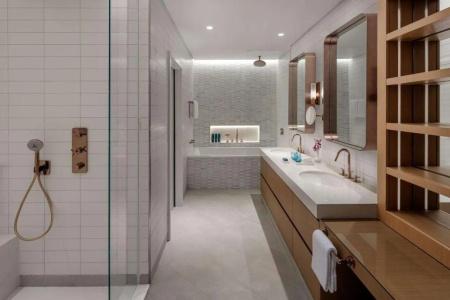 Hilton Creek & Residences - 9