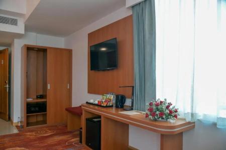 Ritz Grand Mandalay - 22