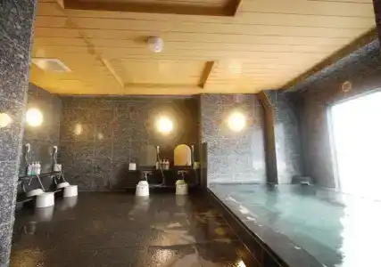 Route-Inn Yokohama Bashamichi - 13