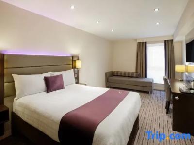 Premier Inn Leicester Square - 37