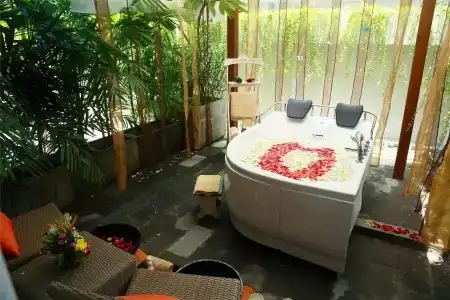 b Bali & Spa - 11