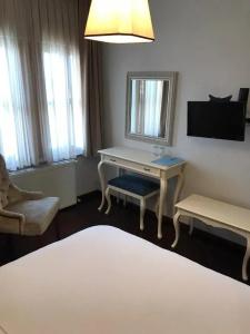Ferahi Evler Boutique - 161