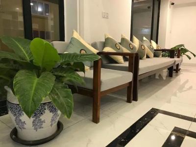 Sky Palace Boutique - 12