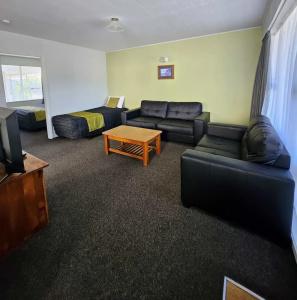 Scenicland Motels - 32