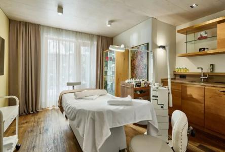 Small Luxury of the World - DasPosthotel - 6