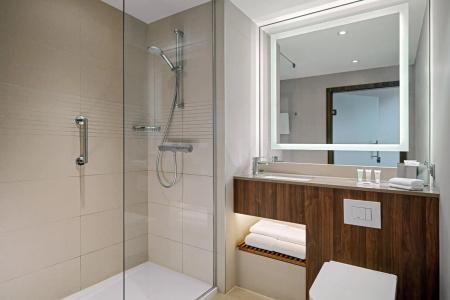 Courtyard by Marriott Gdynia Waterfront - 7