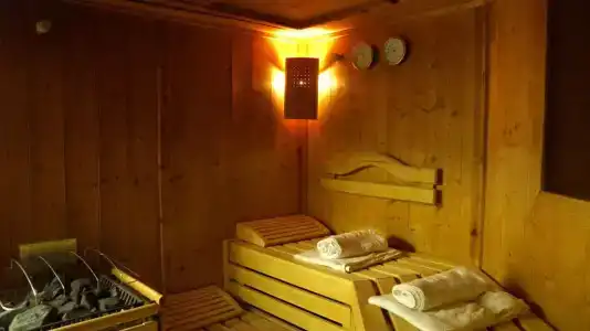 Häuserl im Wald - 12