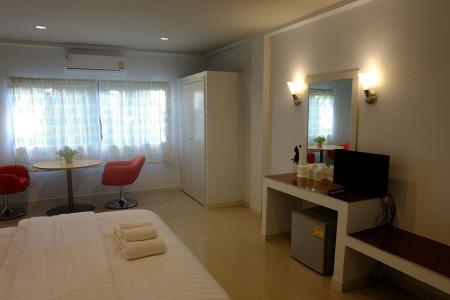 Juntima Place at Amphawa - 6