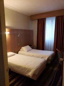 Kyriad Tours Centre - 47