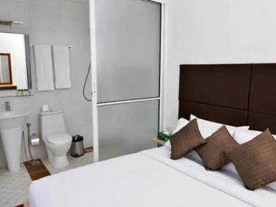 Airport Comfort Inn Premium - 11
